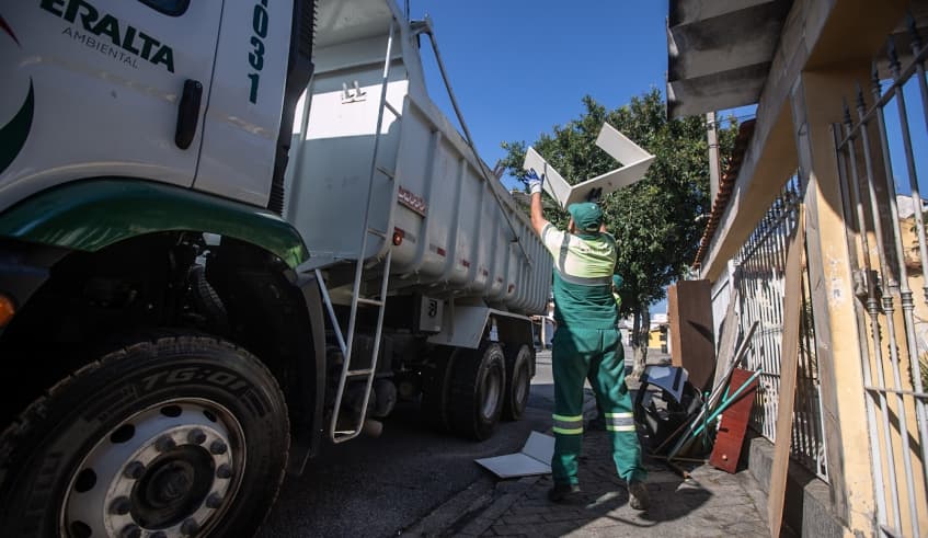 Operação Cata-Tranqueira chega a Braz Cubas