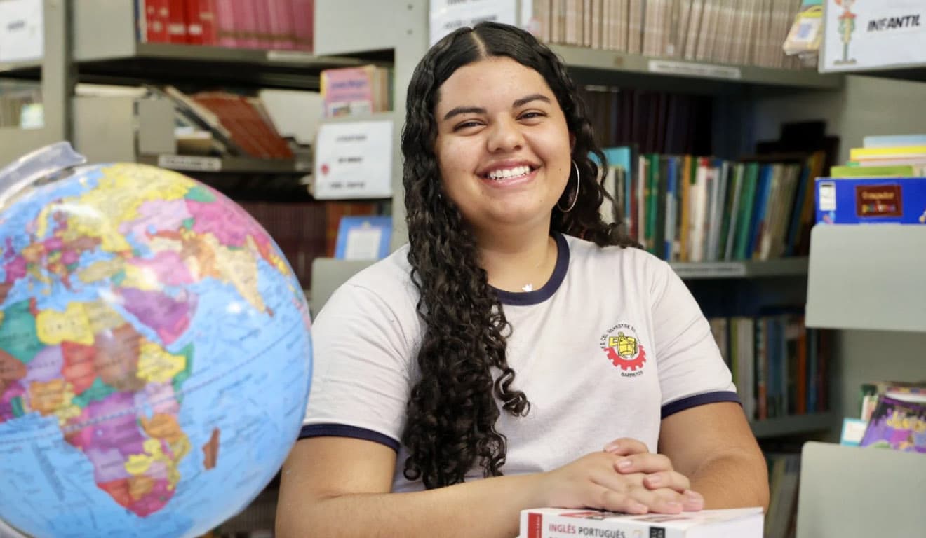 1.248 alunos convocados para provas de intercâmbio
