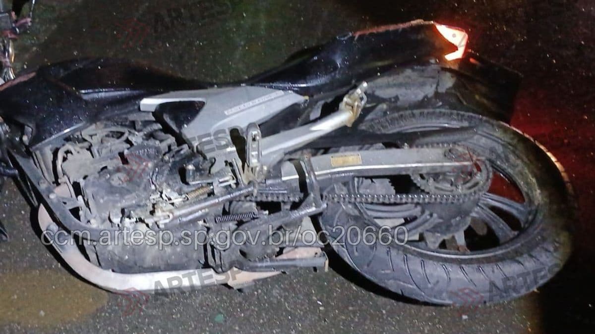 Motociclista morre após bater em barreira em Praia Grande
