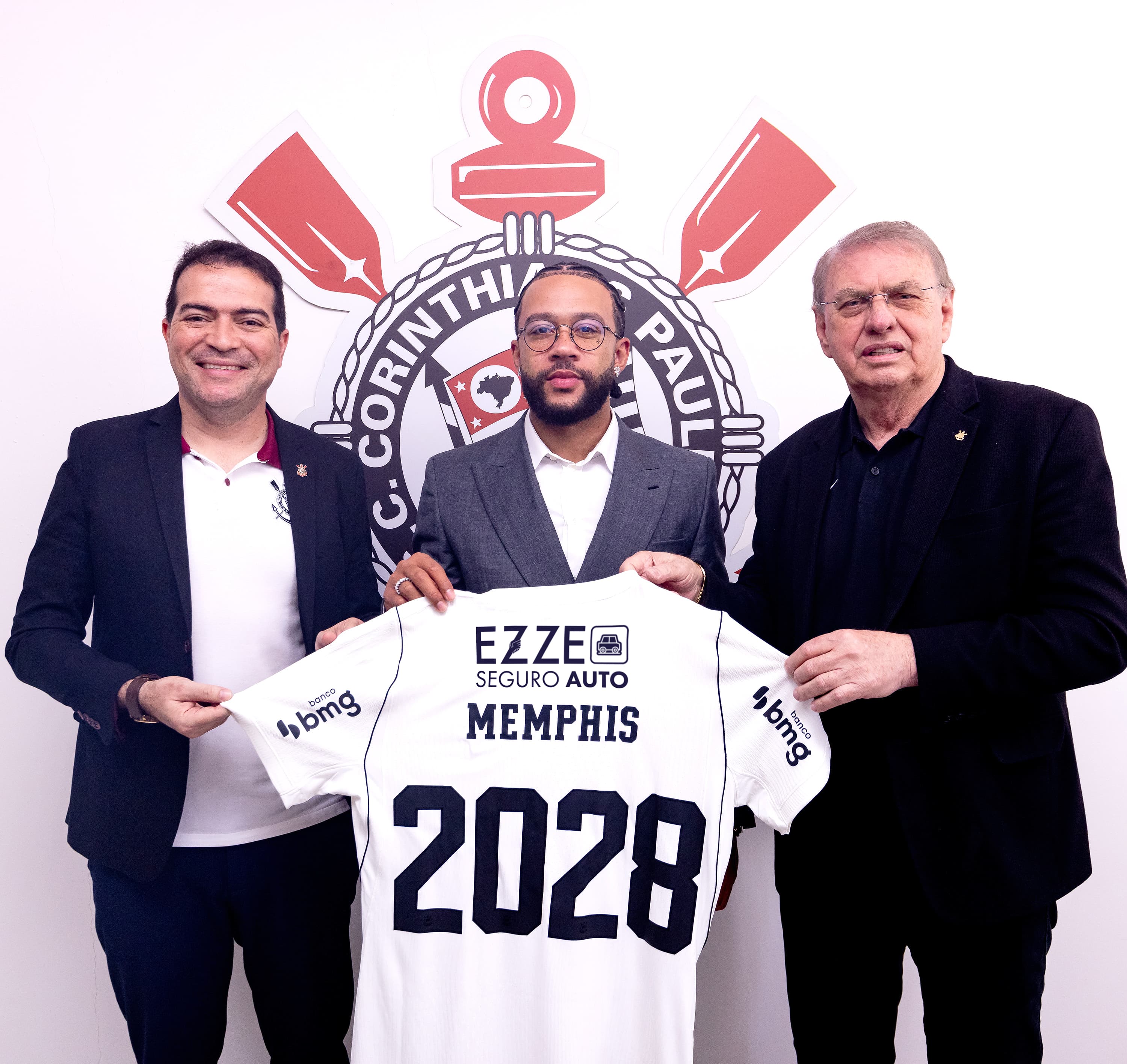 Corinthians renova contrato de Memphis até 2028