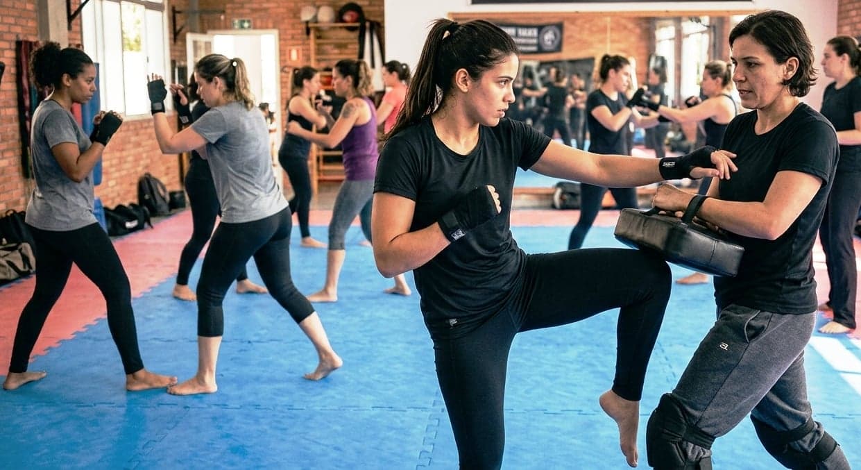 Aula gratuita de defesa pessoal para mulheres em Marília