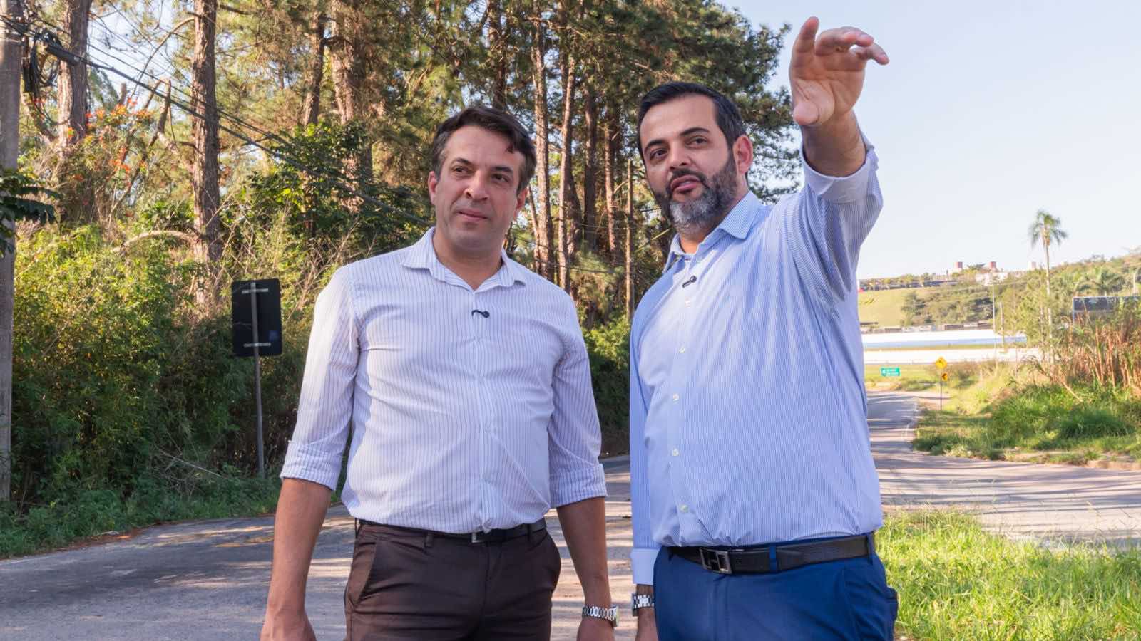 Avenida Tasso Pinheiro recebe obras de pavimentação