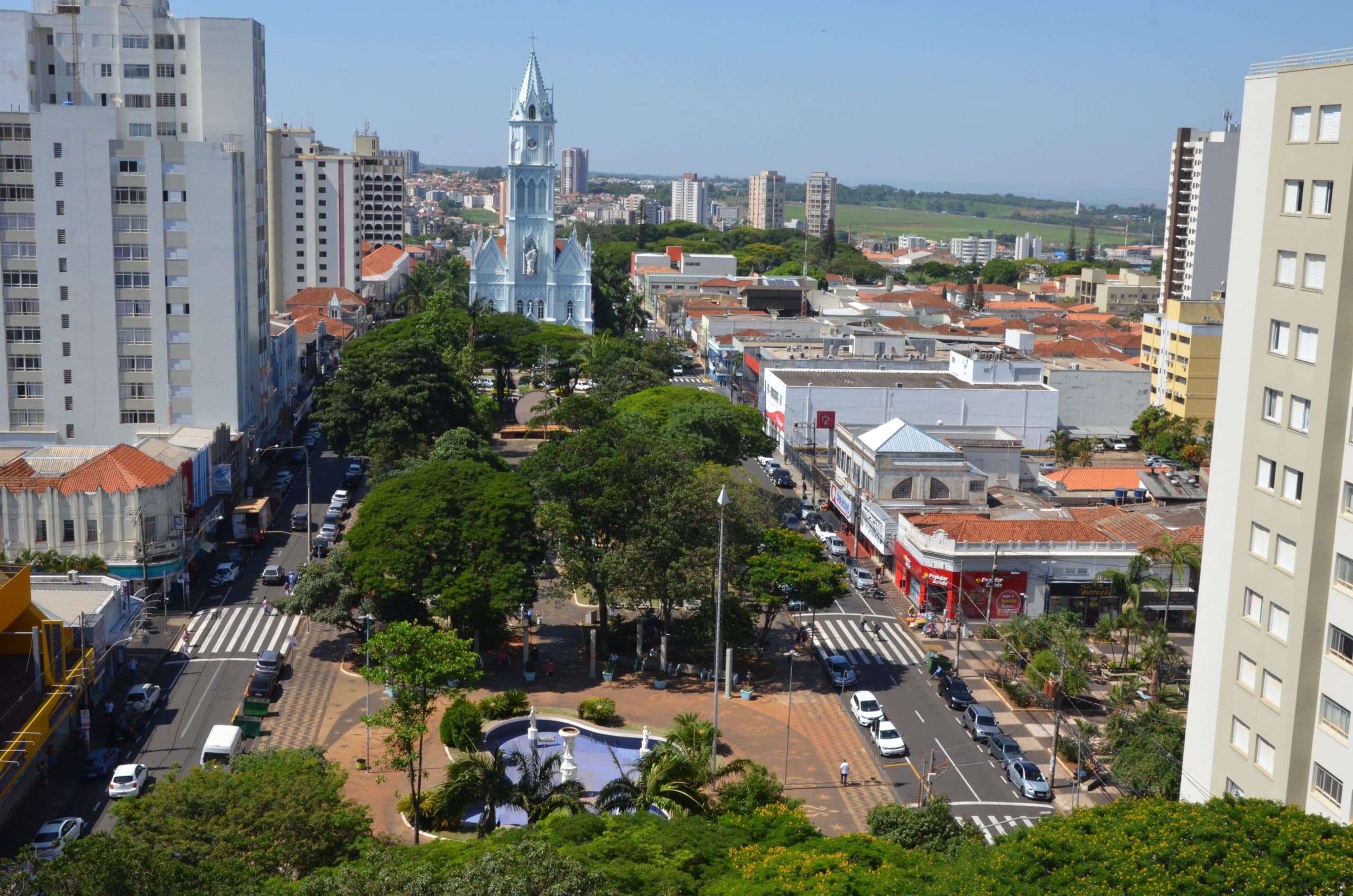 Franca tem calor, tempo seco e sem chuva