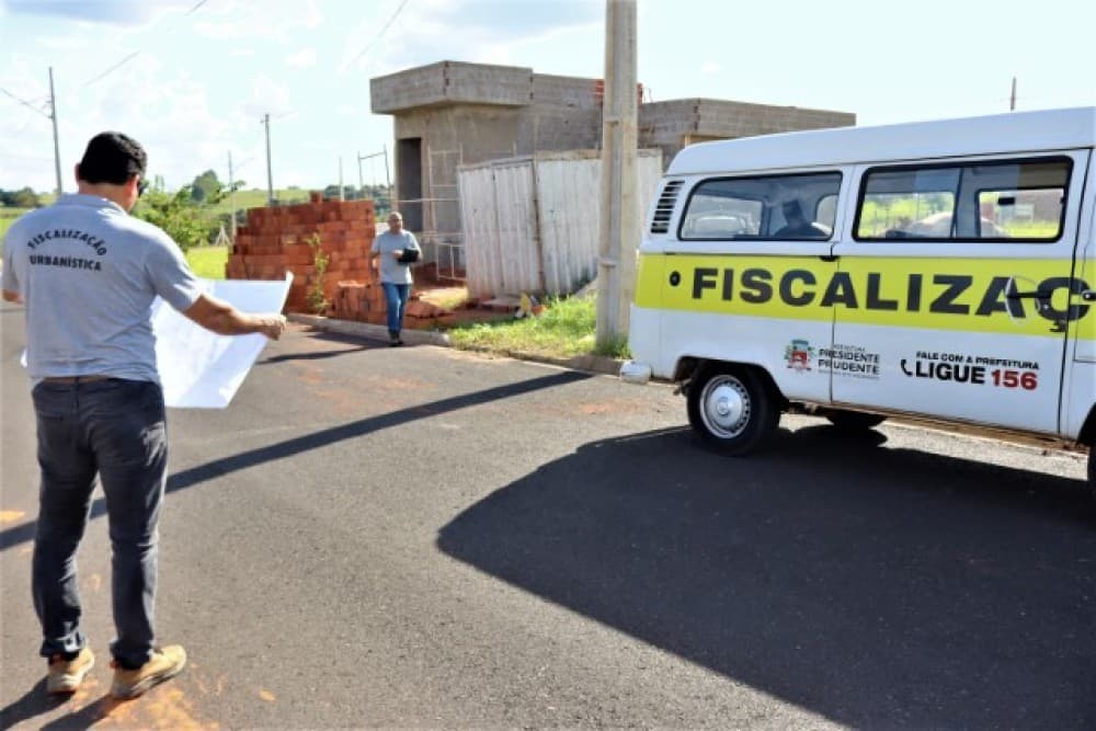 Prudente emite 896 notificações por calçadas irregulares