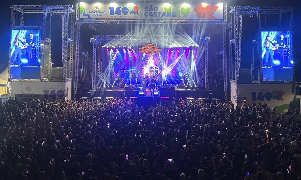 São Caetano reúne 70 mil em festa de 149 anos