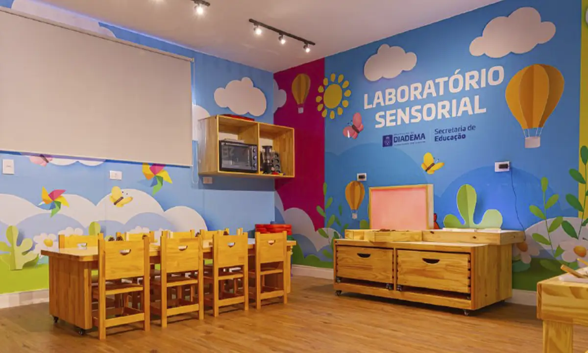 Diadema reforma escola de 40 anos no Jardim Ruyce