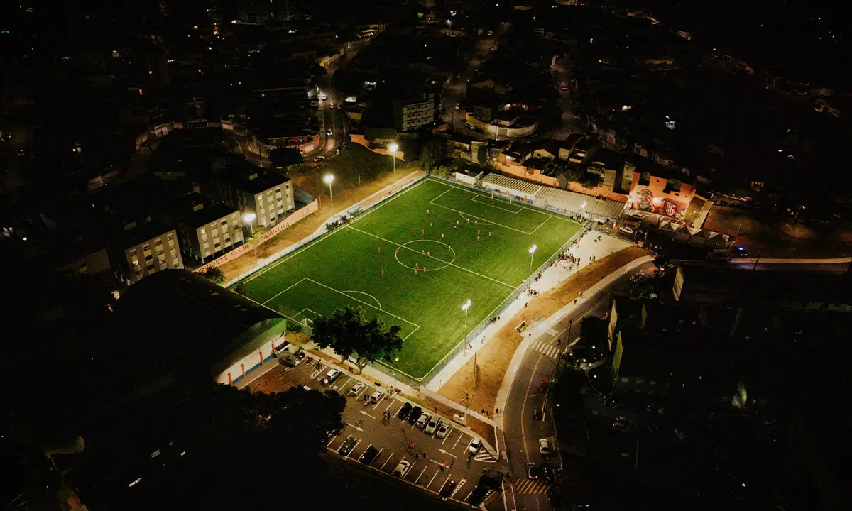 Campo do Madureira recebe gramado sintético em São Bernardo