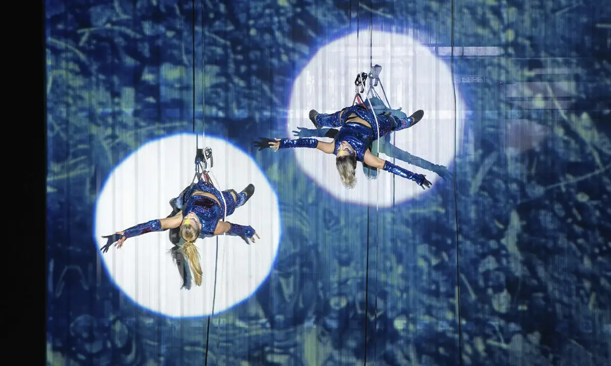 Dança vertical gratuita ocupa fachada em Diadema