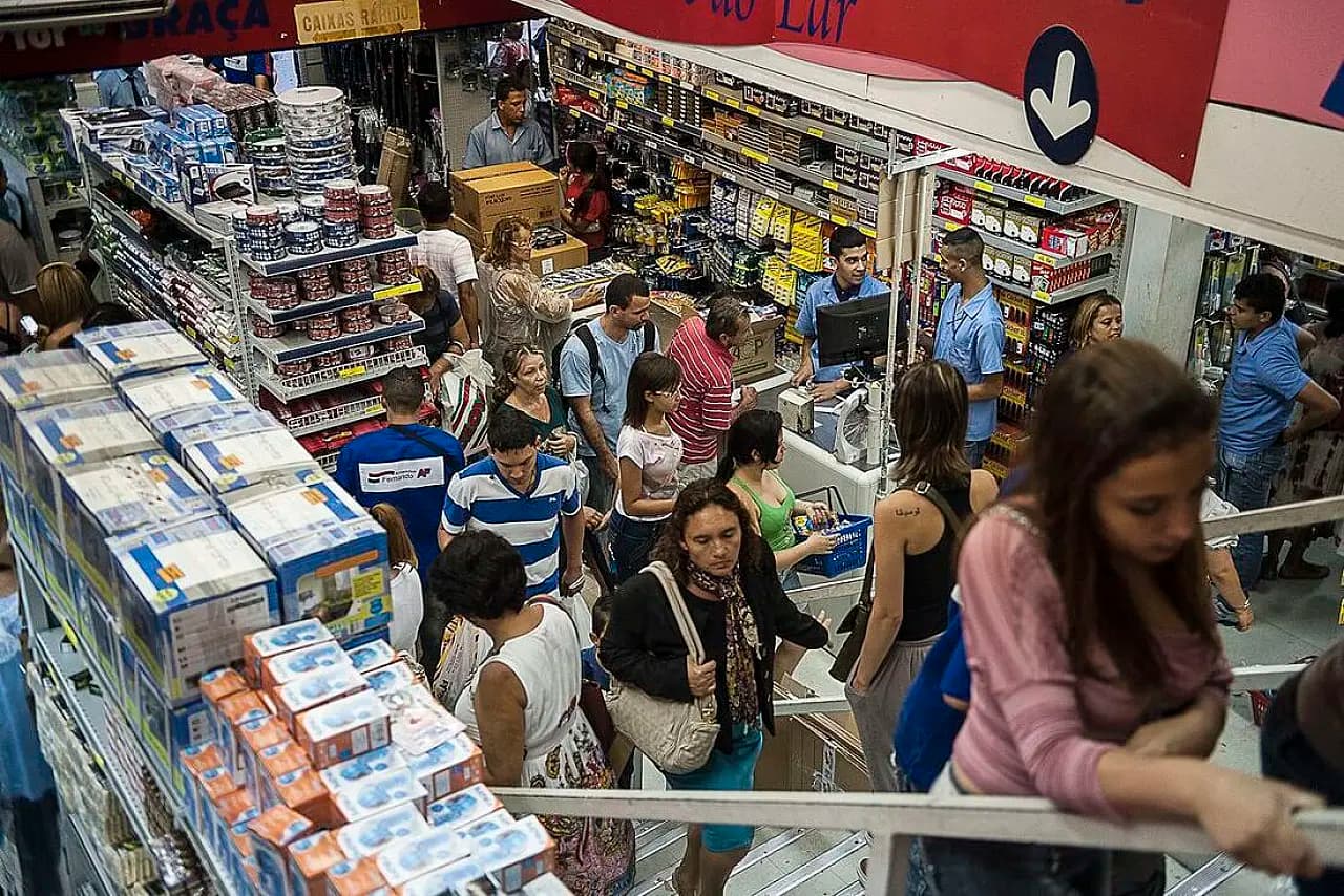 Comércio em feriados agora exige acordo coletivo