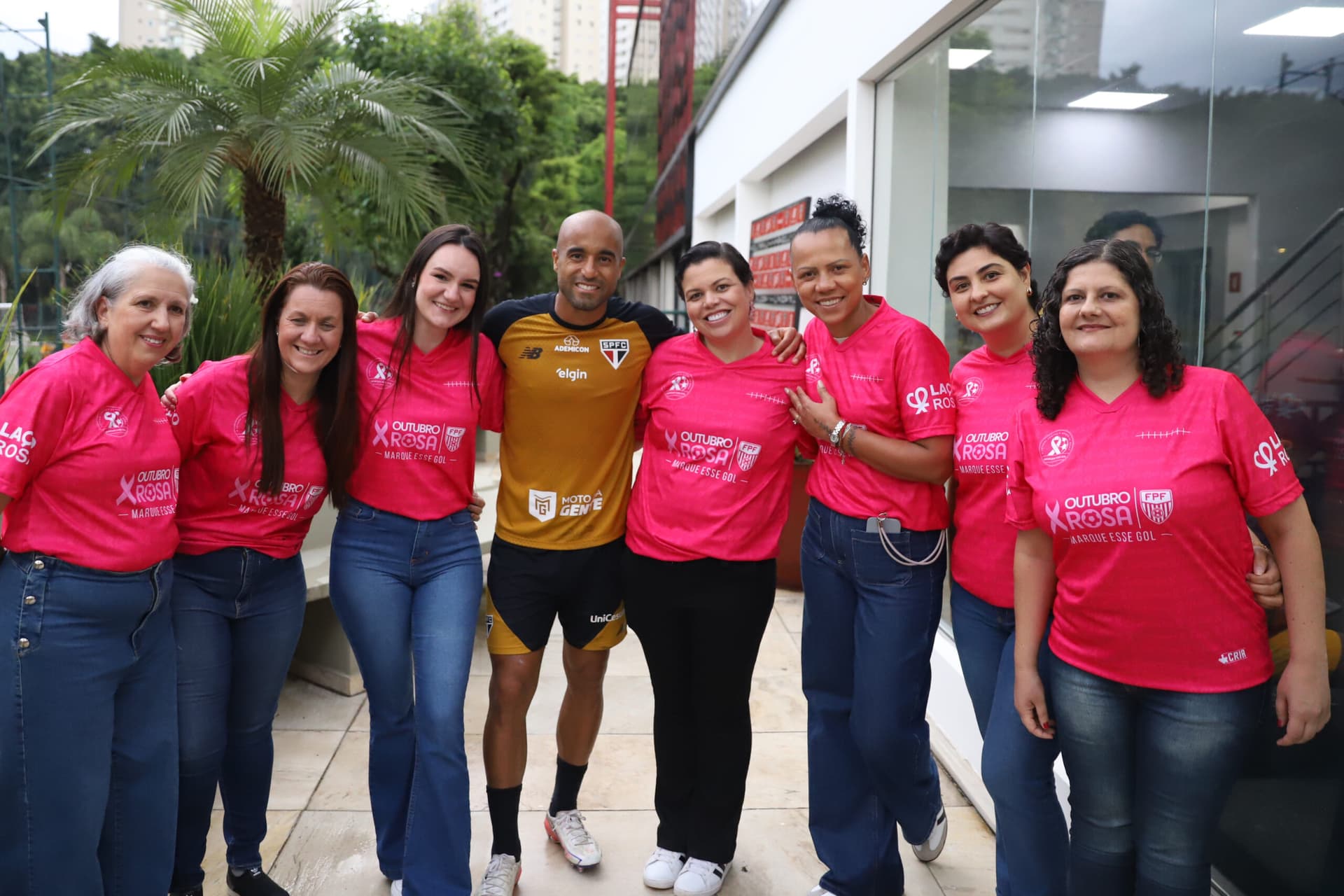 São Paulo promove ação contra o câncer de mama