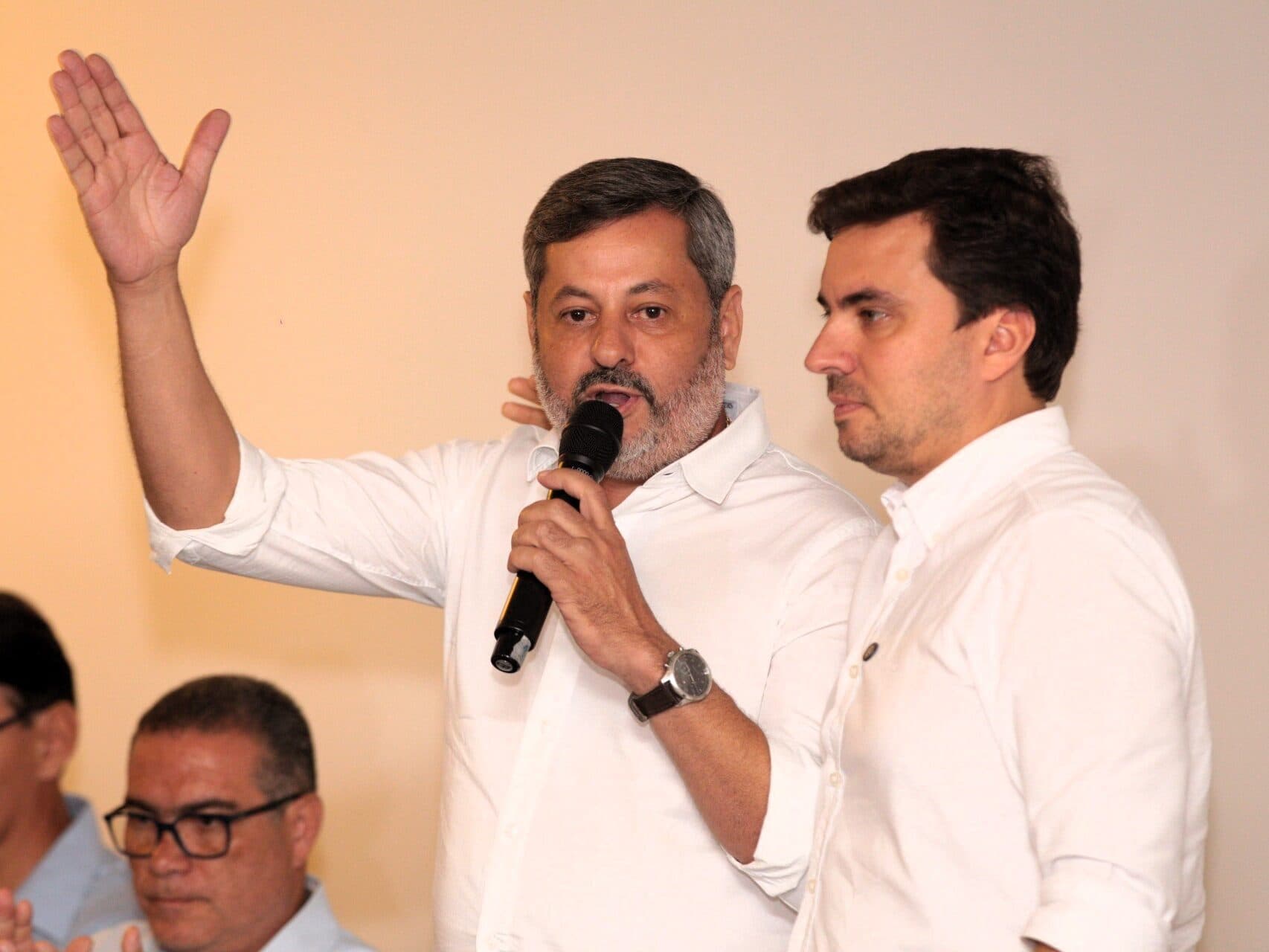 Vice-prefeito Rogerinho confirma candidatura a deputado estadual