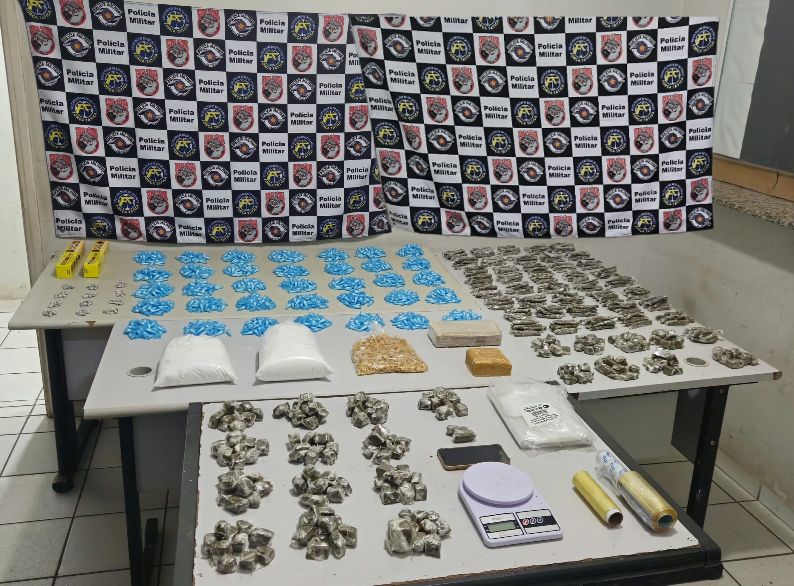 Homem é preso com 8,5 kg de drogas em Marília