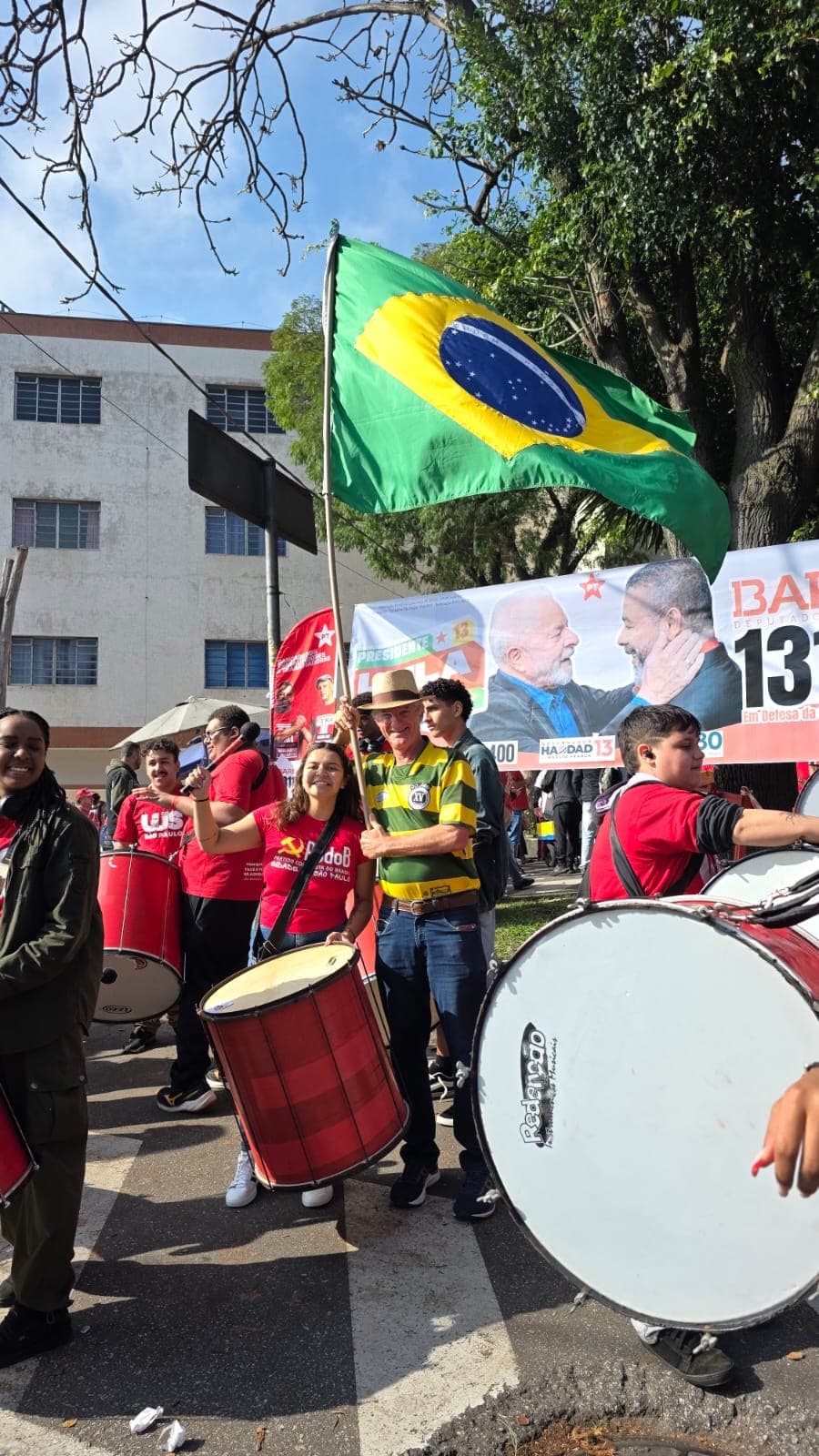 Grupo de Piracicaba participa do lançamento da campanha de Lula