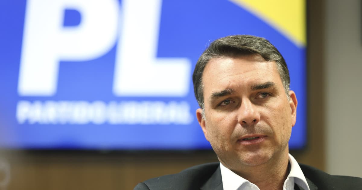 PL pode lançar chapa "puro-sangue" após impasse na escolha de vice de Flávio Bolsonaro