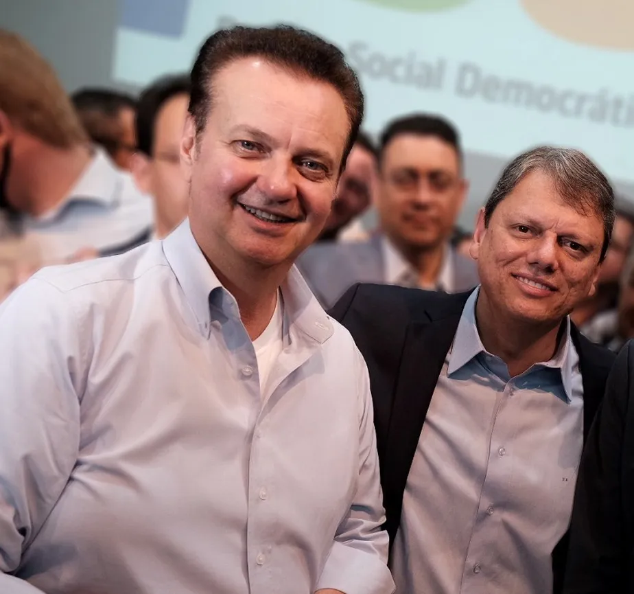 Distanciamento entre Kassab e Tarcísio redefine estratégia de campanha em São Paulo