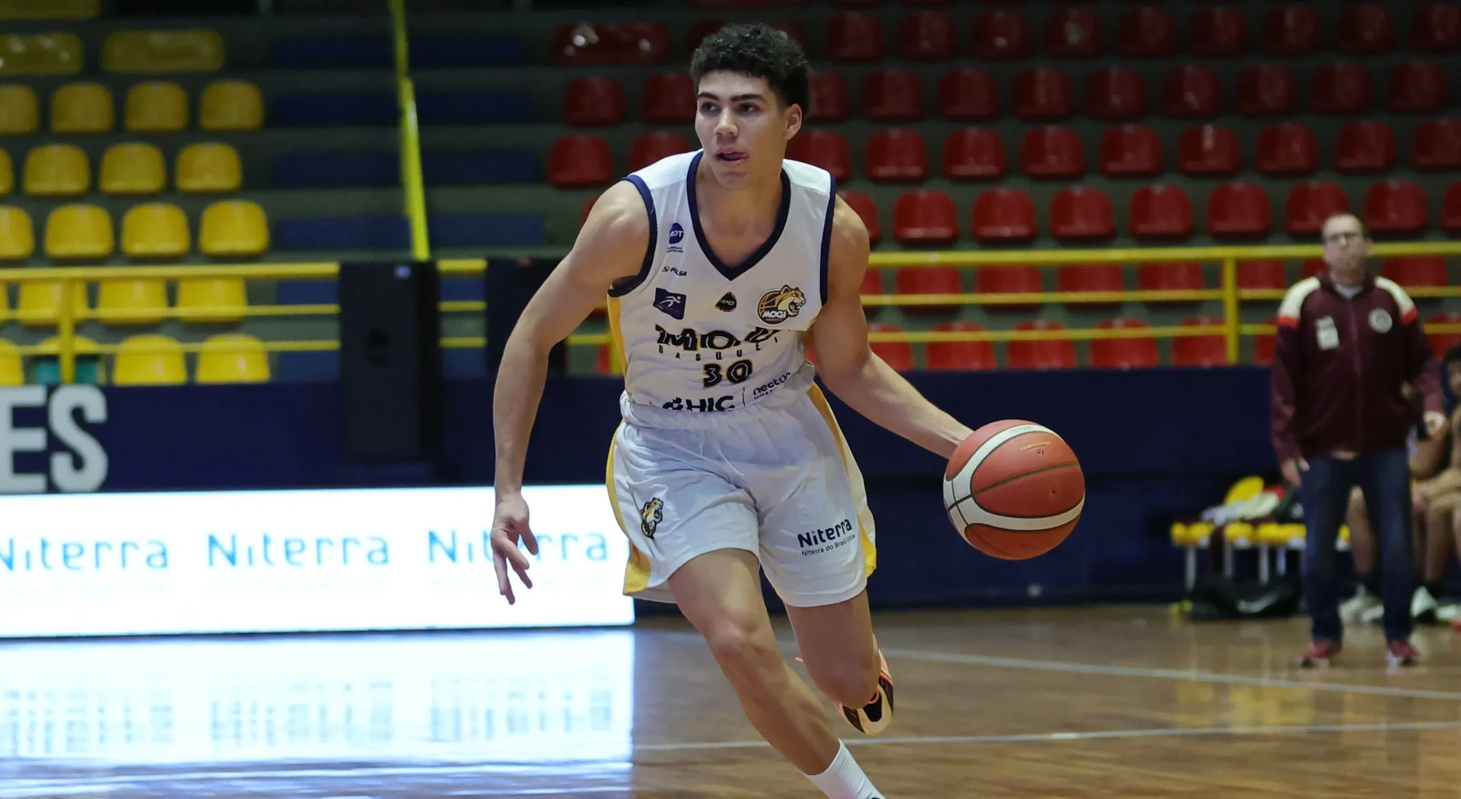 Mogi Basquete estreia no Paulista nesta quarta