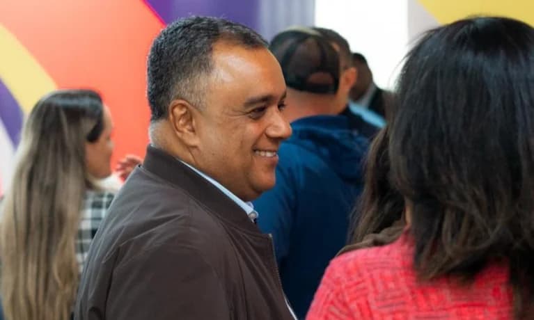 Ivan Silva inicia campanha em suas raízes no ABC