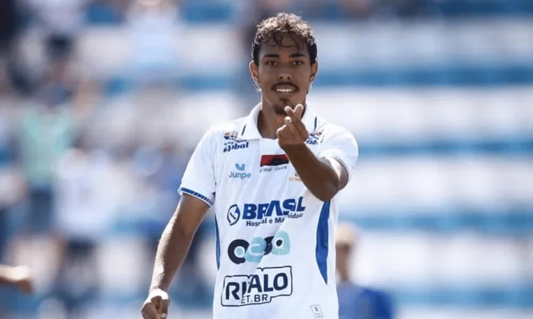 Santo André perde 10 pontos e é eliminado