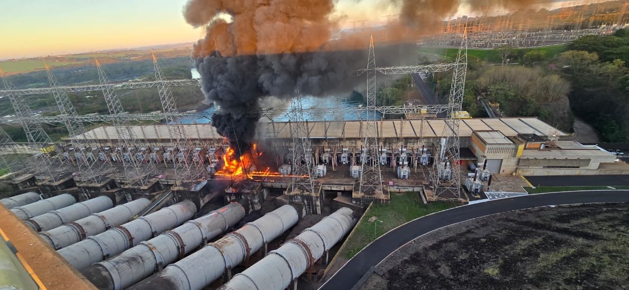 Incêndio atinge turbina da Usina de Marimbondo