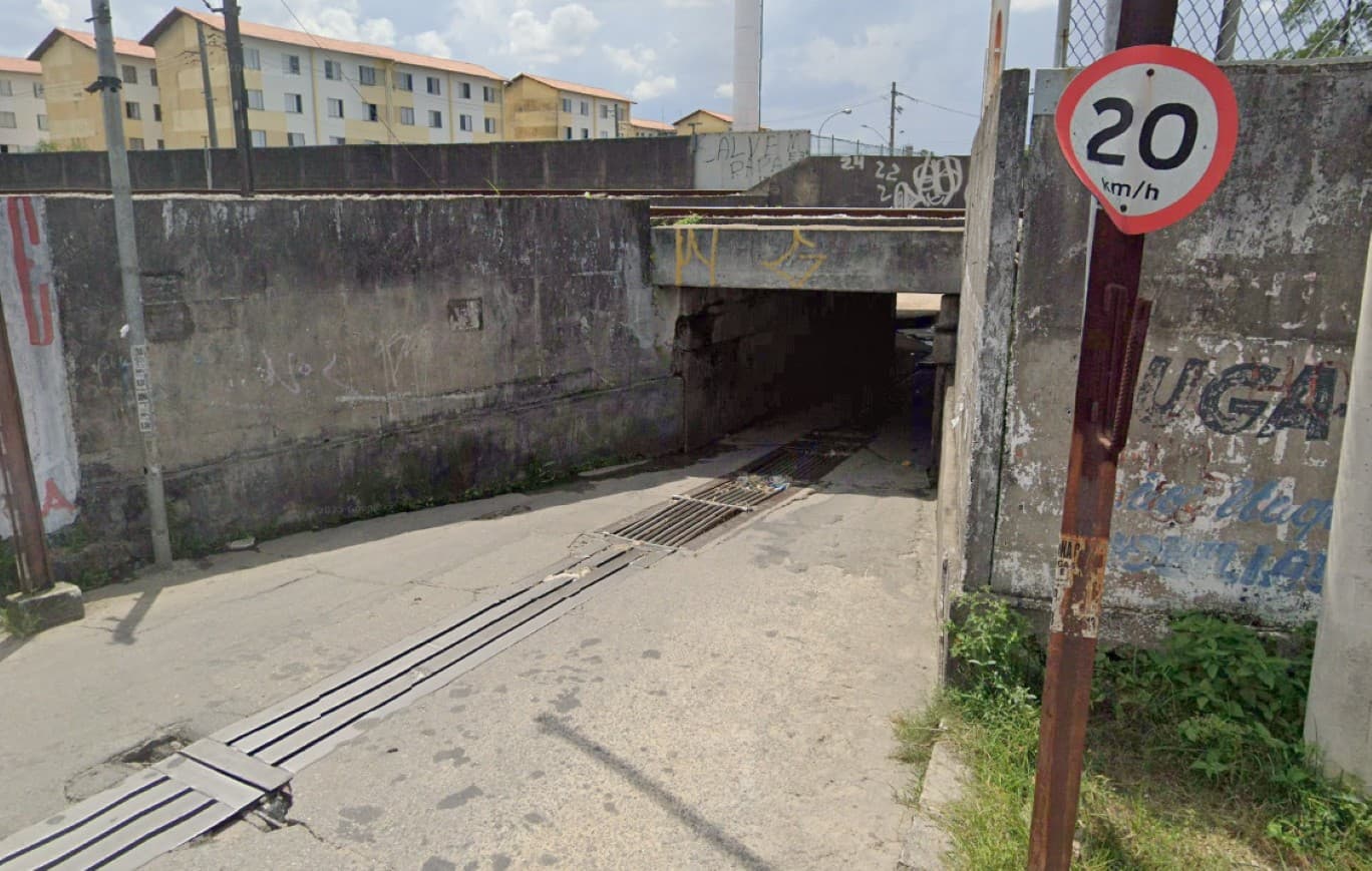 Túnel em Itaquaquecetuba fechado para obras até agosto