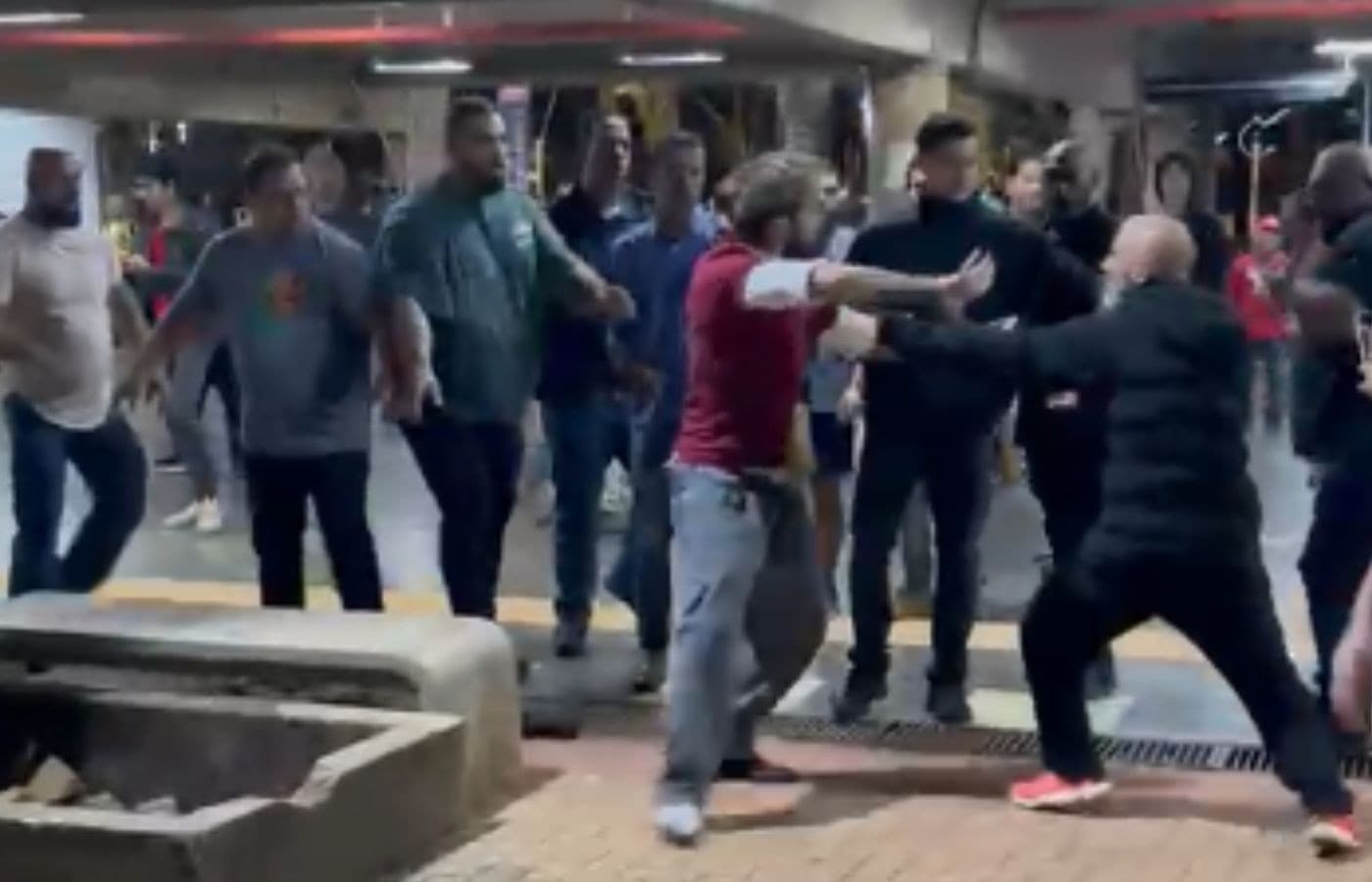 Confusão marca aula de Haddad na Unicamp