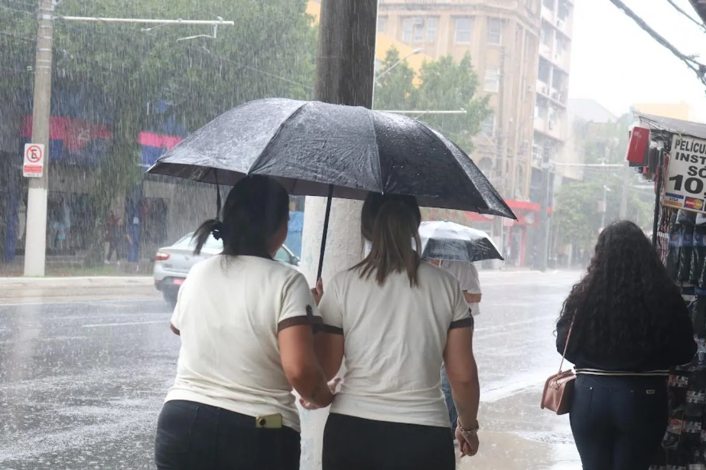 Estado de atenção por chuvas na Baixada Santista