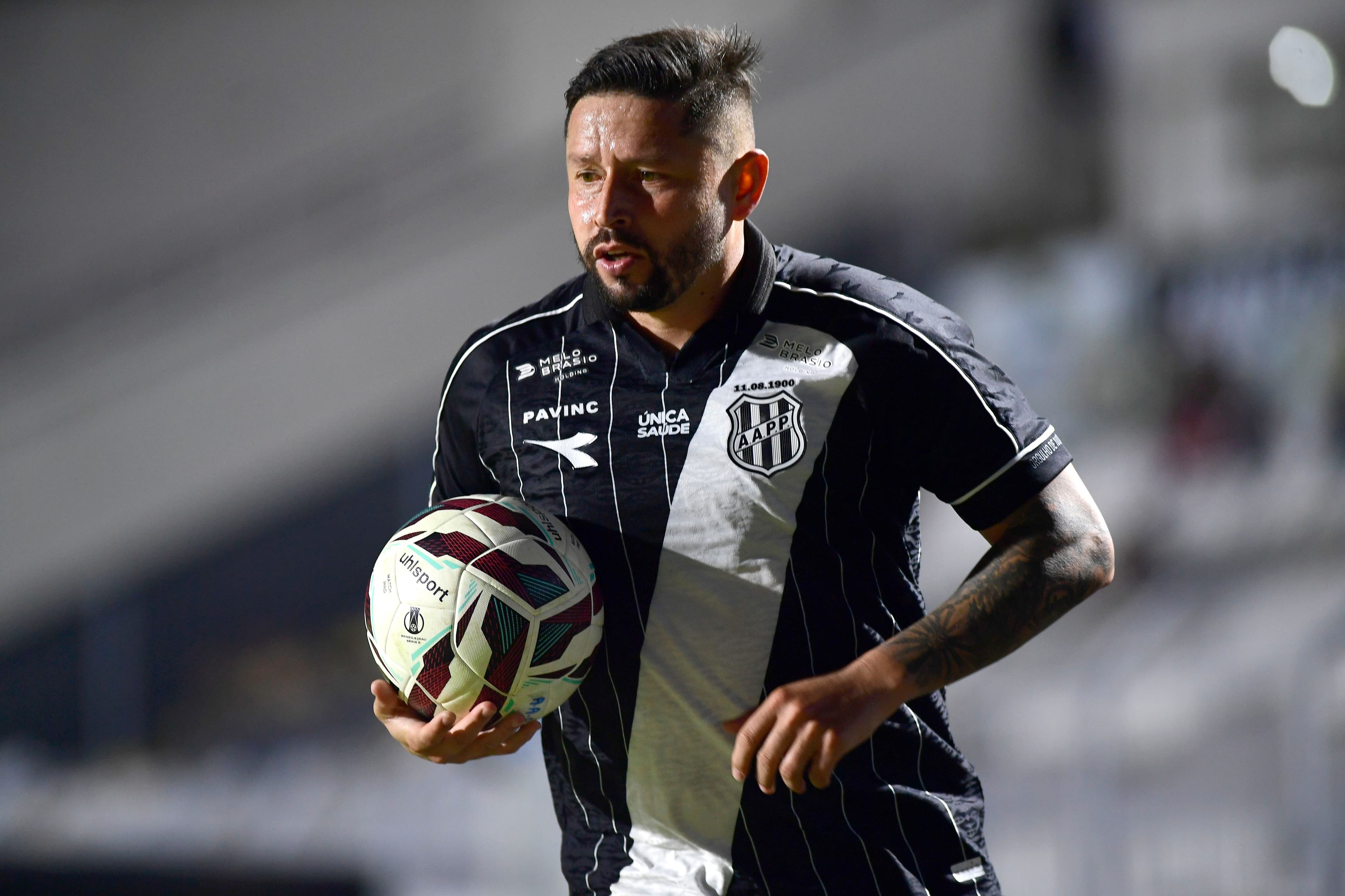 Ponte Preta: jogadores entram em greve por salários