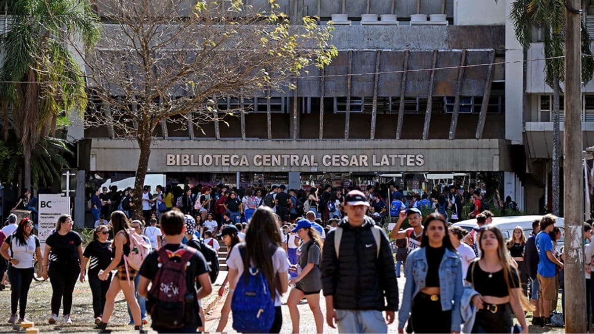 Unicamp abre campus para 52 mil estudantes neste sábado