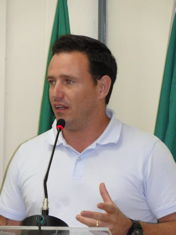 Vereador pede campanha contra uso de cerol em Bertioga