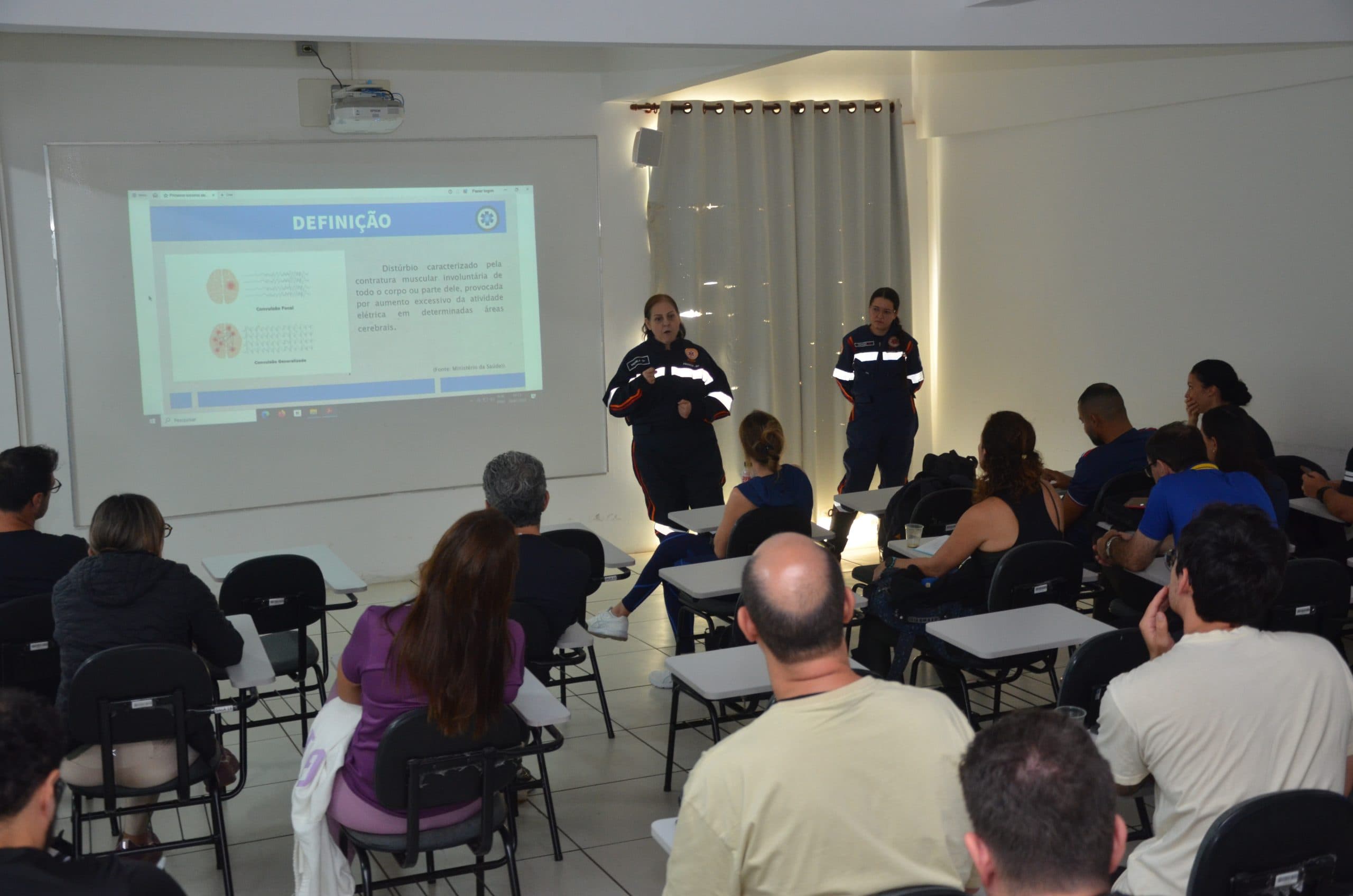 SAMU treina educadores físicos em primeiros socorros