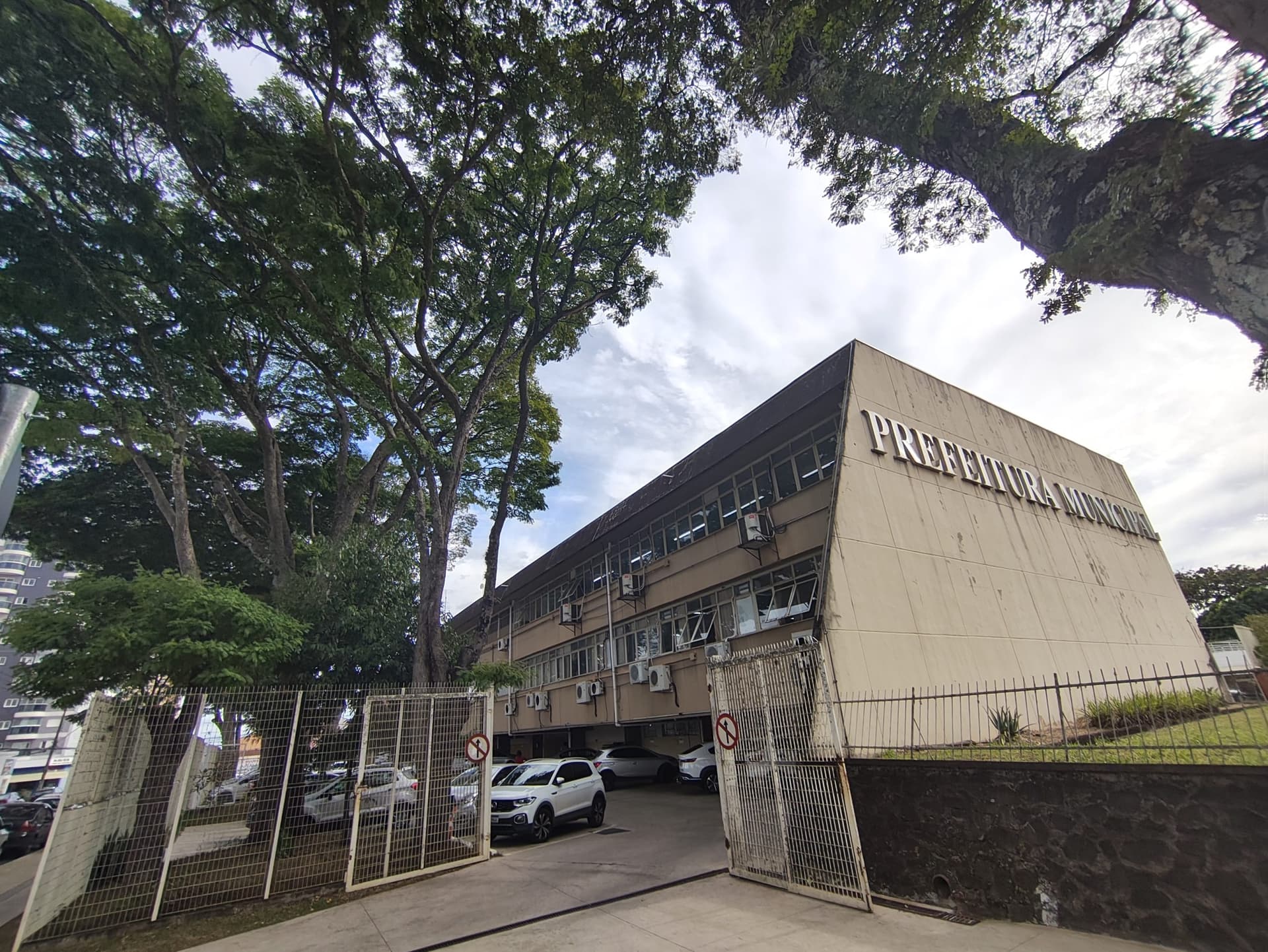 Feriado em Franca no dia 12 de outubro