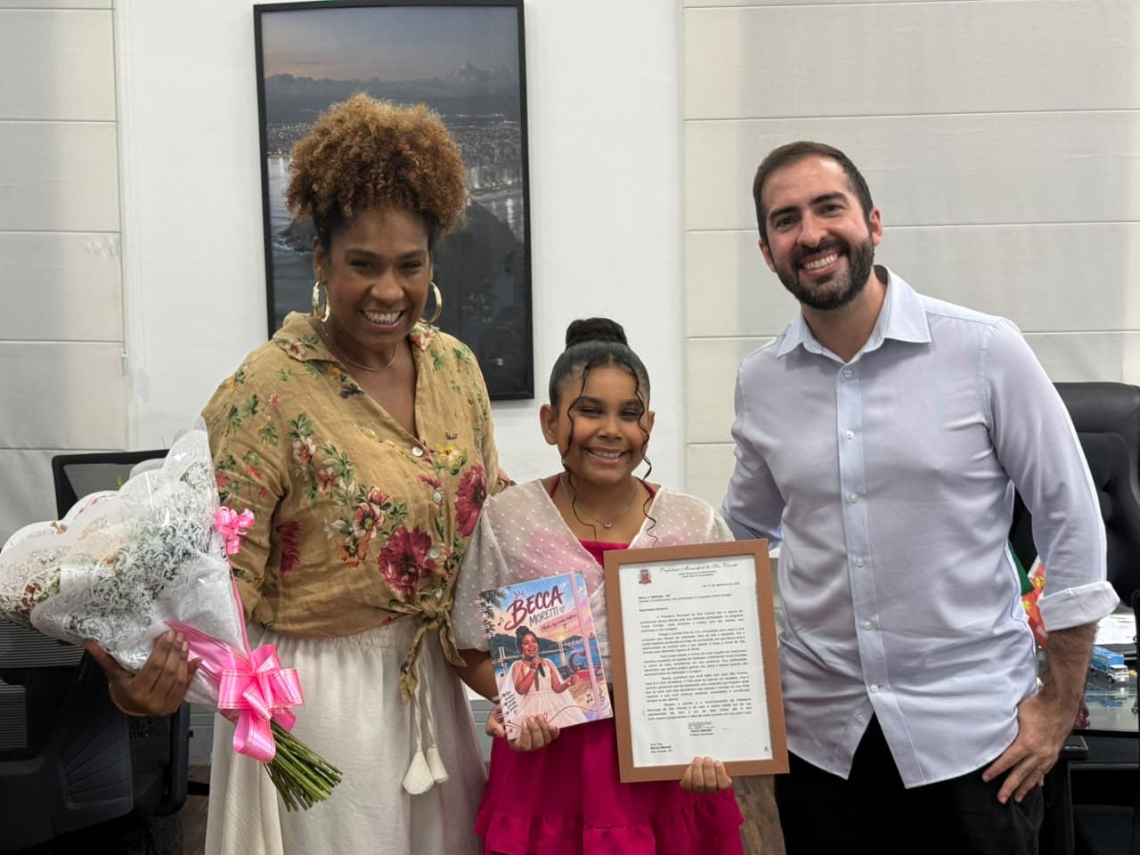 Becca Moretti é recebida pelo prefeito