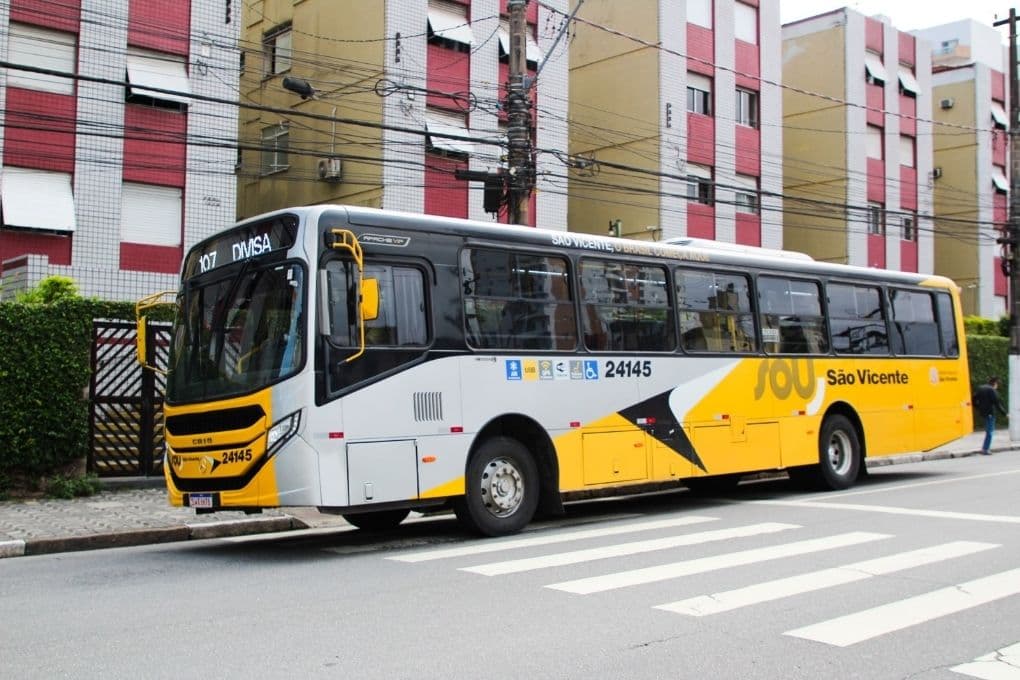 Ônibus gratuitos em São Vicente neste domingo